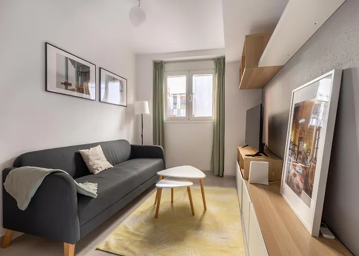 Ar3 - Piso 2 A 5 Minutos Del Pilar, Posibilidad De Parking No Incluido *